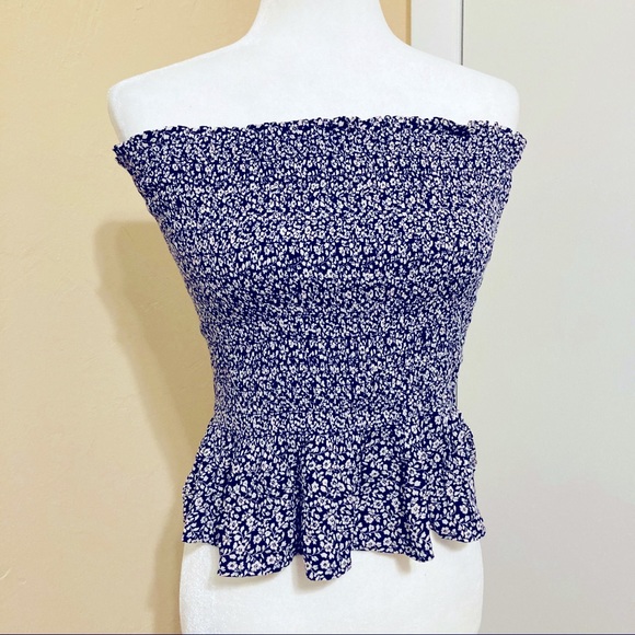 American Eagle Outfitters Tops - American Eagle Smocked Ruffled Floral Tube Top